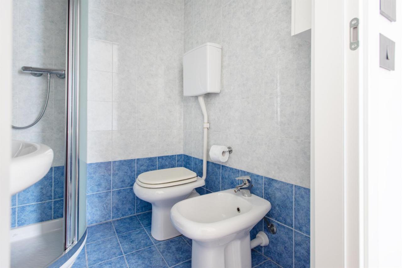 Ferienwohnung Casa Valery Torbole Sul Garda Exterior foto